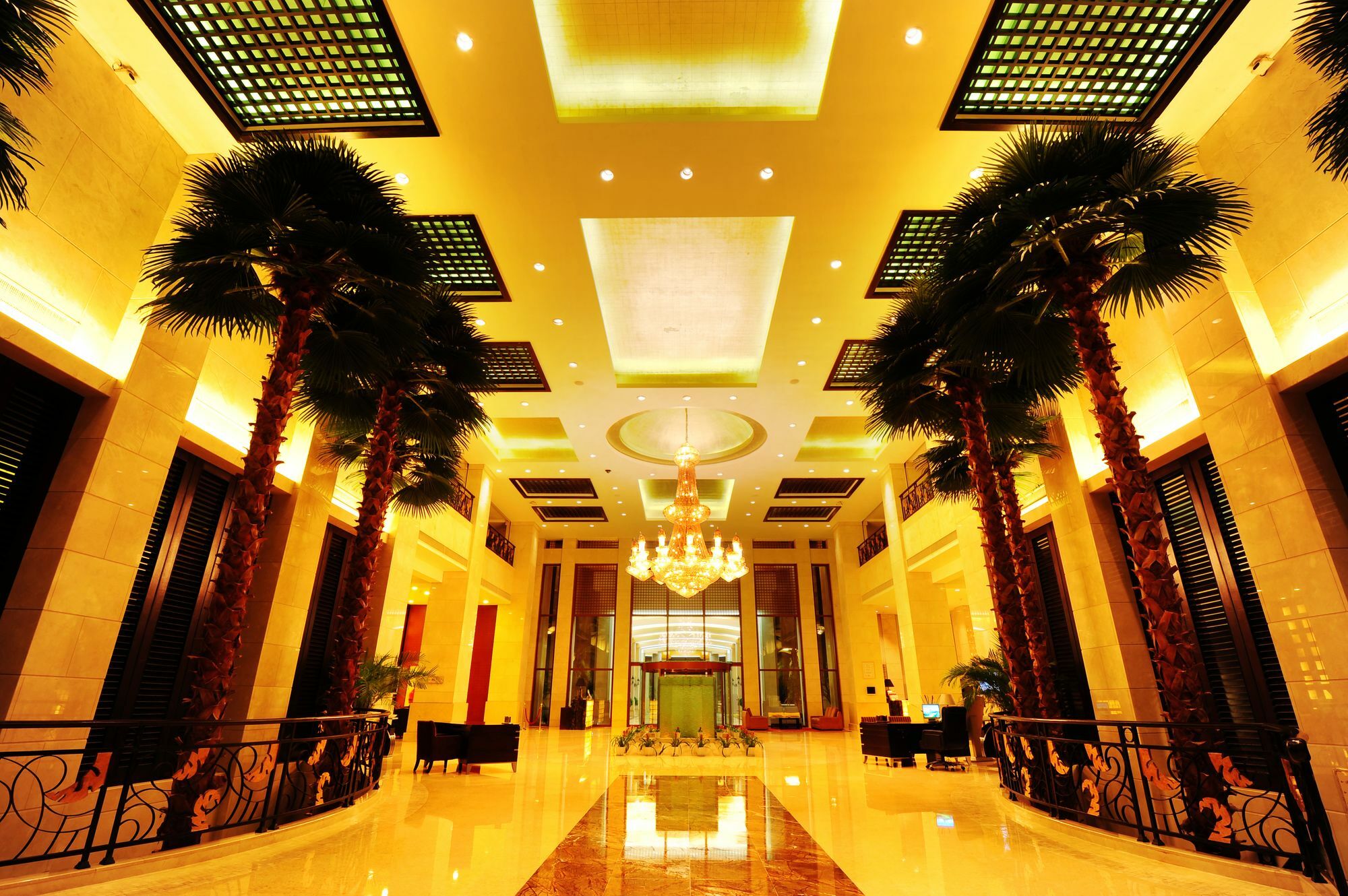 Ocean Spring Grand Metropark Hotel Zhuhai Exterior photo